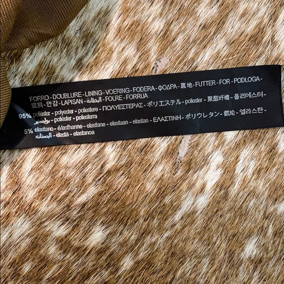 Delicate beige high neck shirt from Zara - Picture 5 of 5